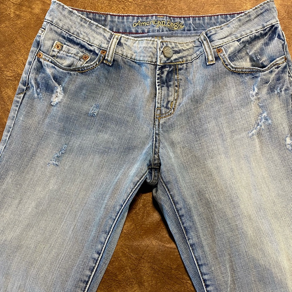 Women’s Size 10 Long Jeans - American Eagle